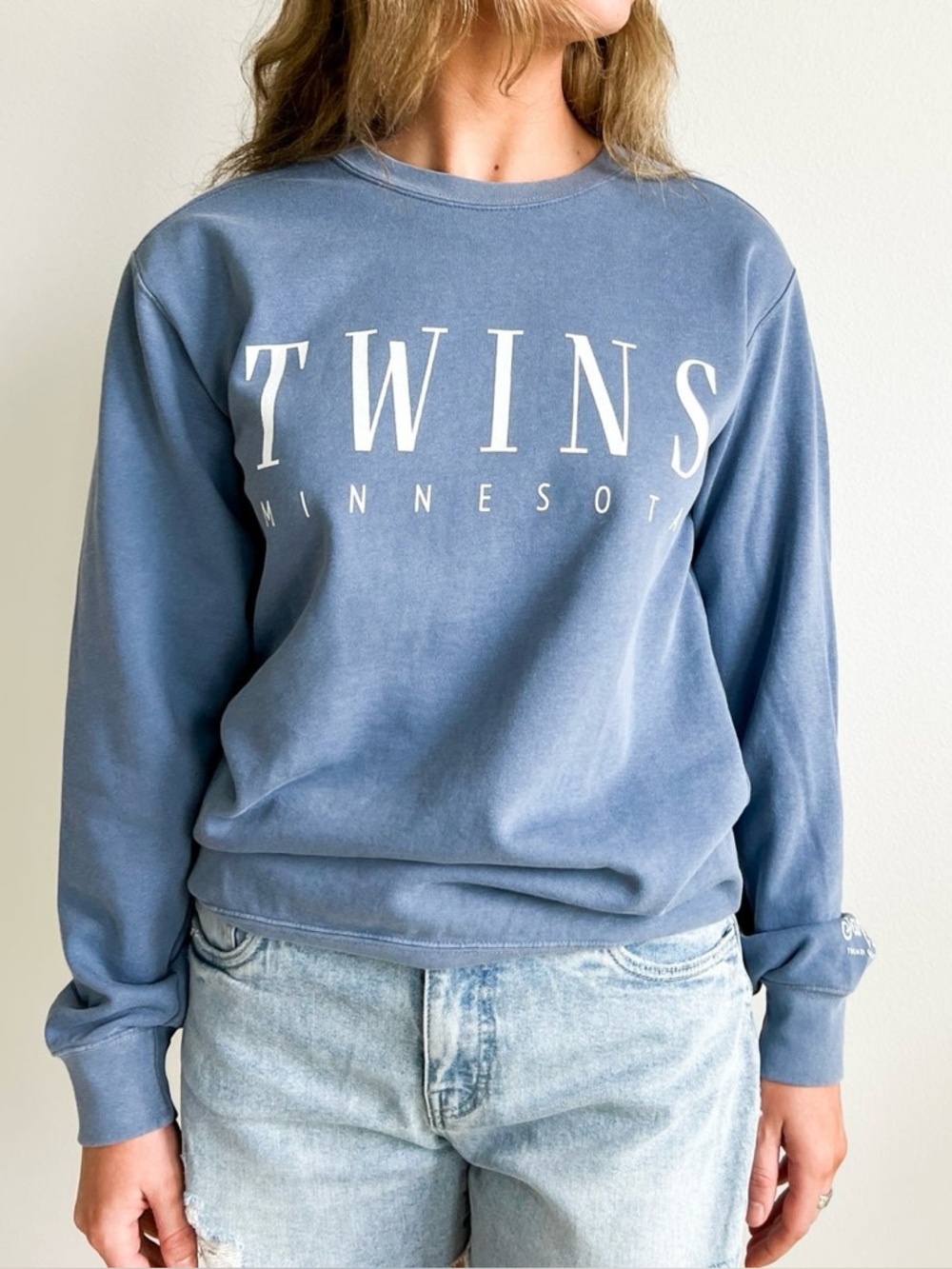 Twins Minnesota Comfort Colors Crew Neck Sweatshirt Fan Girl Trendy Size Large